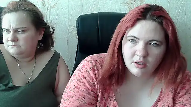 HollyXXXEva online show from 1, 2, 2026