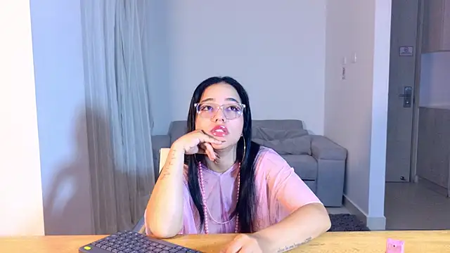 AntonellaBons online show from 5, 7, 2026