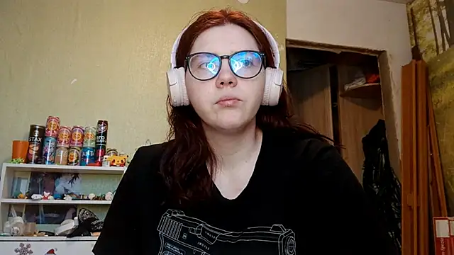 VannessaDillenbeck online show from 3, 2, 2026