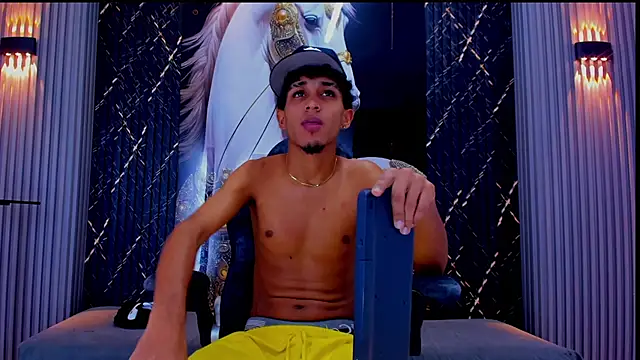 luis sex boy online show from 31, 1, 2026