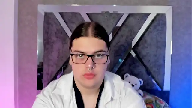 leenox nexus online show from 4, 2, 2026