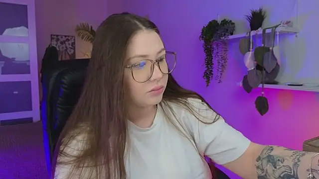 vanessaparadiza online show from 13, 5, 2026