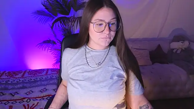vanessaparadiza online show from 12, 6, 2026