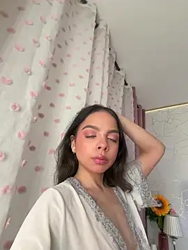BambiRoses online show from 11, 5, 2026