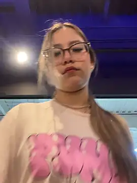 honey luminair online show from 4, 2, 2026