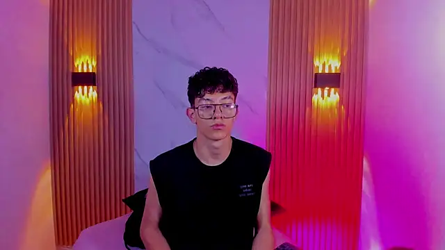 Snapshot of Christopher_Hunter chatting on 25, 2, 2026 Christopher Hunter online show from 25, 2, 2026