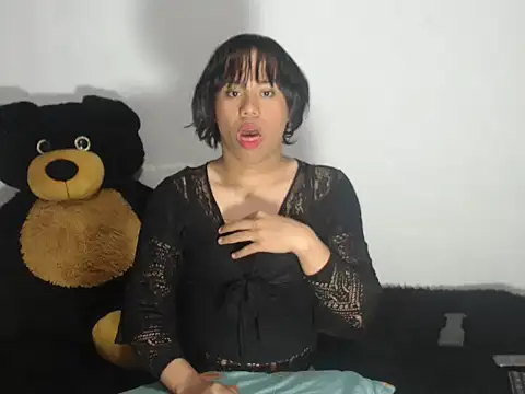 SpicyMusee online show from 5, 2, 2026