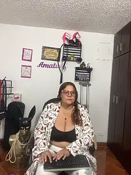 KimmyDark1 online show from 12, 6, 2026