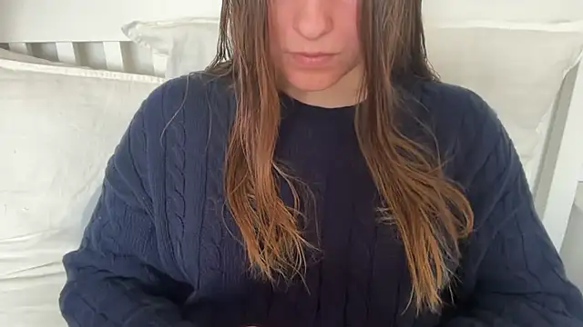 Snapshot of Lucyschickt chatting on 11, 3, 2026 Lucyschickt online show from 11, 3, 2026