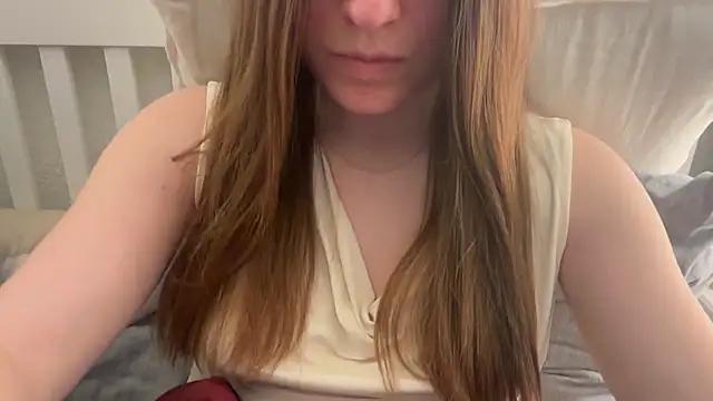 Snapshot of Lucyschickt chatting on 14, 3, 2026 Lucyschickt online show from 14, 3, 2026