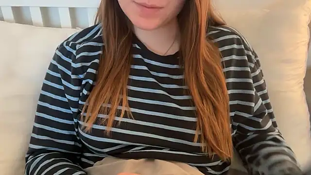 Lucyschickt online show from 4, 5, 2026