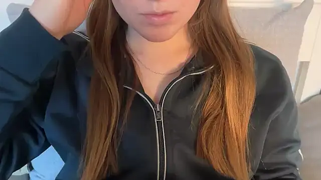 Lucyschickt online show from 16, 5, 2026