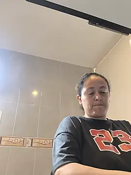 Snapshot of _luisaeliza_ chatting on 8, 7, 2026 luisaeliza online show from 8, 7, 2026