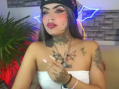 Niki adams001 online show from 5, 2, 2026