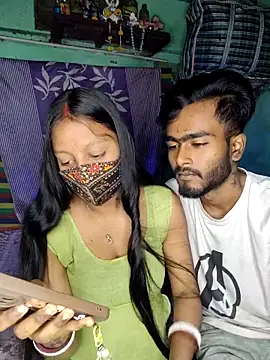 Lovly Couple 1 online show from 7, 2, 2026