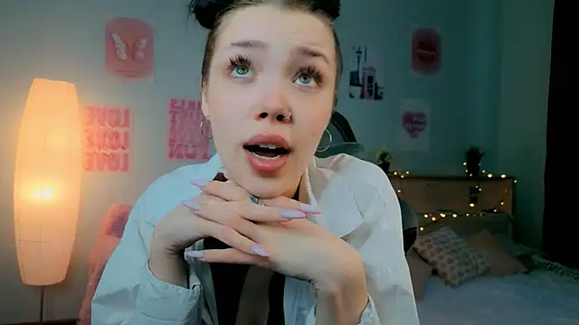 Vexnexe online show from 3, 2, 2026