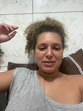 Snapshot of LoiraQuente69 chatting on 30, 5, 2026 LoiraQuente69 online show from 30, 5, 2026