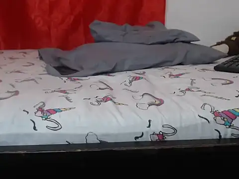 Emily dirty26 online show from 24, 4, 2026