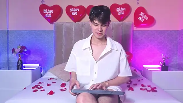 Derek Sinn online show from 14, 2, 2026