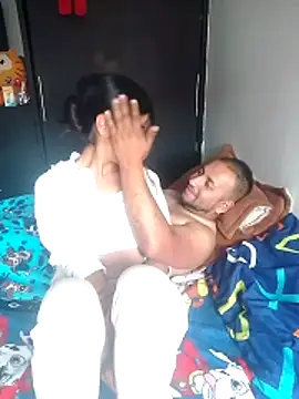 Snapshot of Roxan_King chatting on 5, 3, 2026 Roxan King online show from 5, 3, 2026