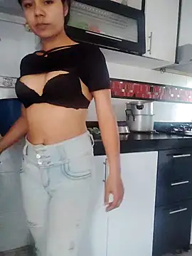 Snapshot of Roxan_King chatting on 20, 3, 2026 Roxan King online show from 20, 3, 2026