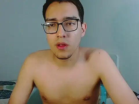 Snapshot of NickFin chatting on 23, 4, 2026 NickFin online show from 23, 4, 2026