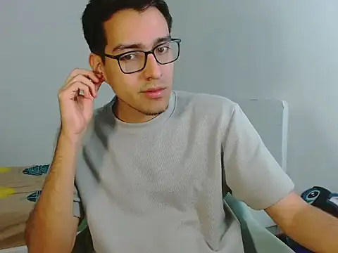 Snapshot of NickFin chatting on 25, 4, 2026 NickFin online show from 25, 4, 2026