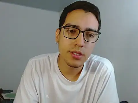 Snapshot of NickFin chatting on 29, 4, 2026 NickFin online show from 29, 4, 2026