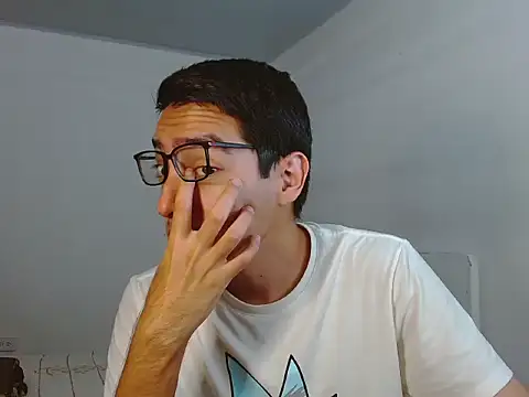 Snapshot of NickFin chatting on 24, 5, 2026 NickFin online show from 24, 5, 2026