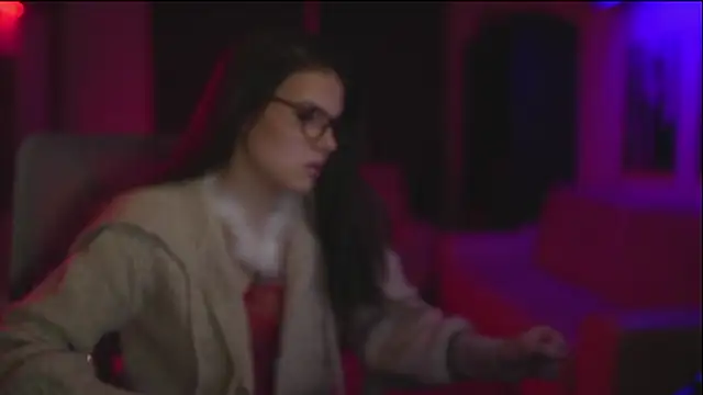 kiara danger online show from 7, 2, 2026