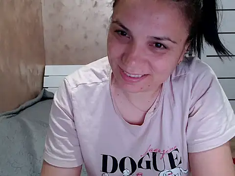 LorraGrey online show from 3, 5, 2026