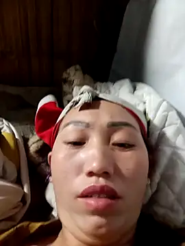 hot-luna- online show from 4, 2, 2026