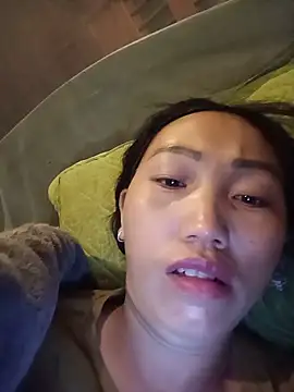 hot-luna- online show from 13, 5, 2026