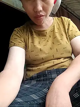 hot-luna- online show from 11, 6, 2026