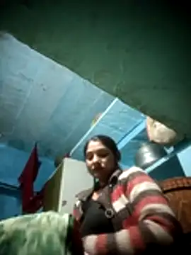 Hotty raghni online show from 4, 2, 2026