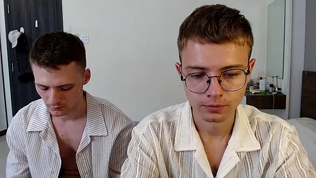 NikiKerryCum online show from 7, 5, 2026