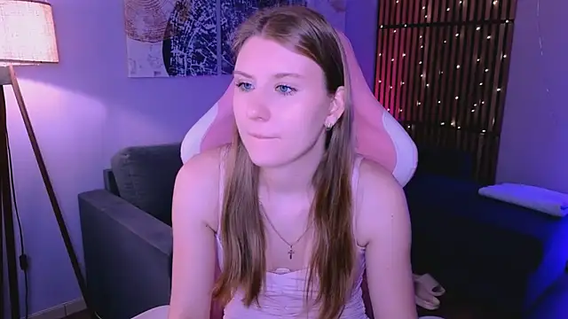 Caroline Desire  online show from 1, 4, 2026