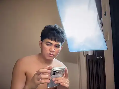 LustTitanX online show from 11, 2, 2026