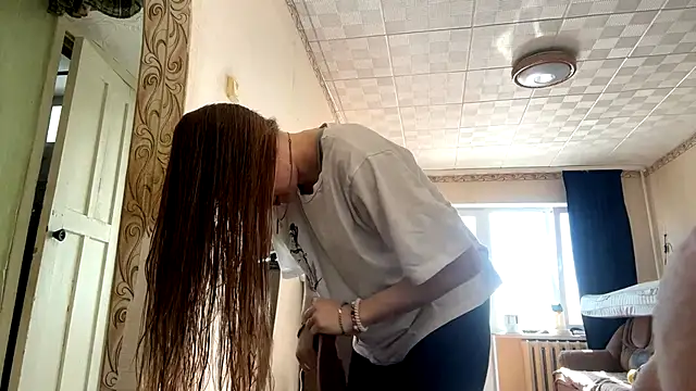 Evahowareyou online show from 6, 2, 2026