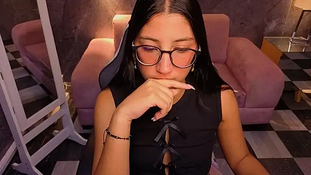 Sophie jones b online show from 2, 5, 2026