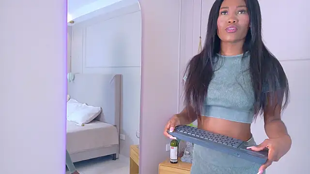 JosselynBrown online show from 14, 3, 2026