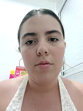 Snapshot of lyss_muller chatting on 21, 3, 2026 lyss muller online show from 21, 3, 2026