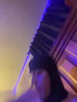 Tupapi696969q online show from 16, 3, 2026