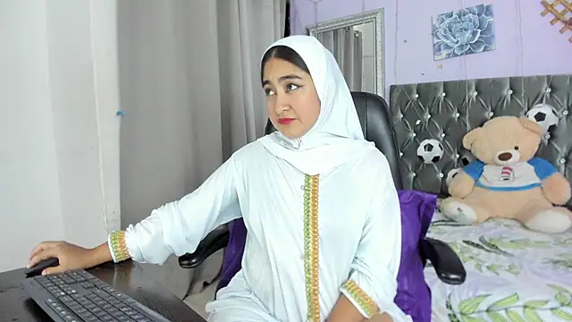 SamiraAwada online show from 24, 6, 2026