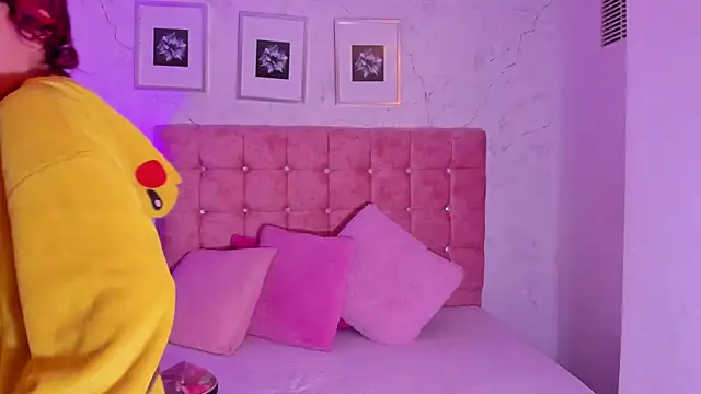 MiaaBlake  online show from 1, 5, 2026
