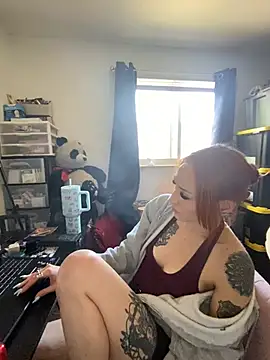 ThornsandHoney online show from 11, 5, 2026