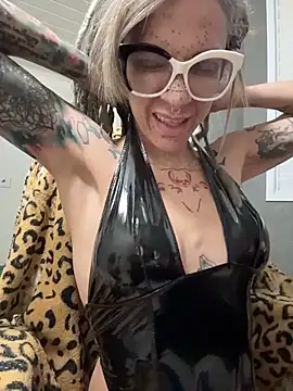 Snapshot of Vanplive chatting on 13, 2, 2026 Vanplive online show from 13, 2, 2026