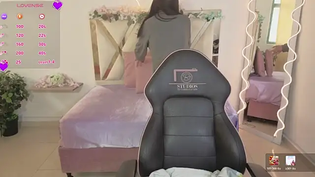 NEFTIS TAY online show from 28, 2, 2026