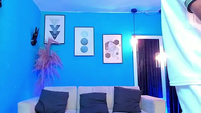 KingOfHeavens 2 online show from 4, 3, 2026