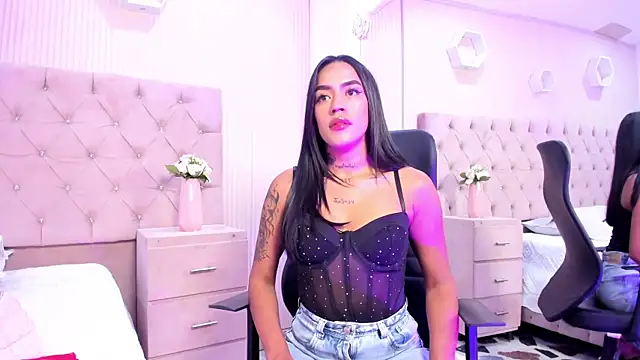 JazminRusso  online show from 4, 4, 2026